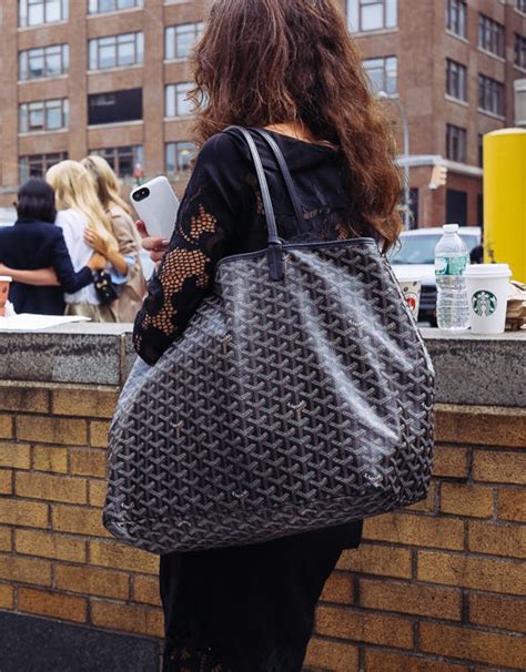 goyard bag street style